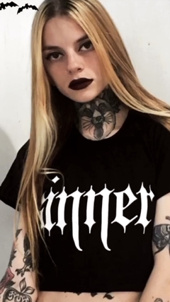 REMERA HITCH SINNER