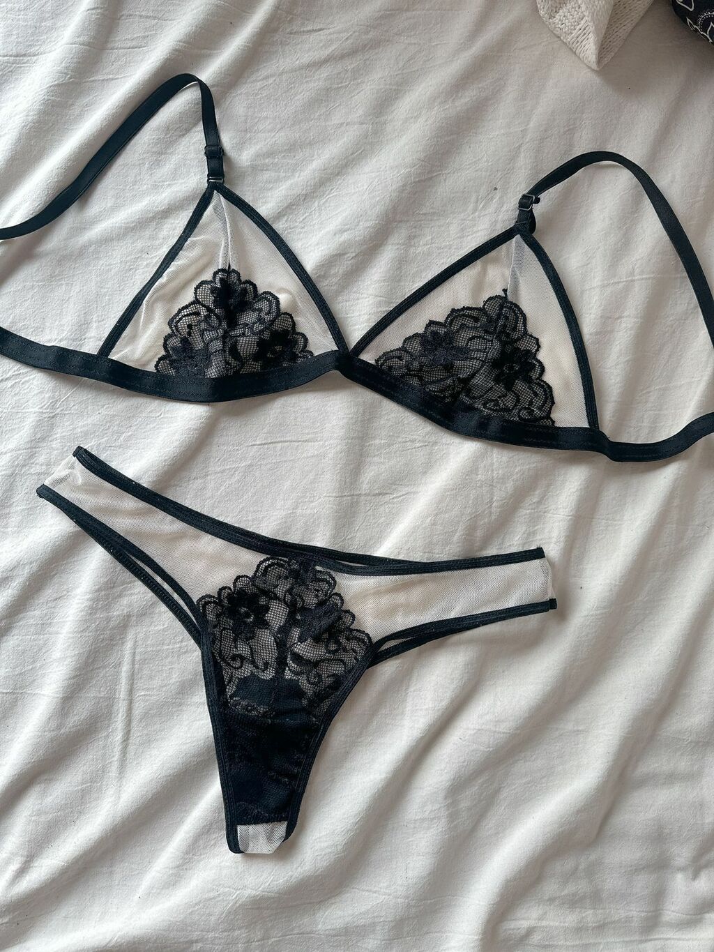 Conjunto ROSALIA Buy in Clari Levi Ropa Interior
