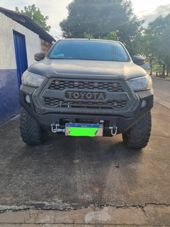 GRADE HILUX 21/22 COM LED - Iron Off Road - Para-choques de Ferro ou Aço