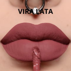 BATOM LIQUIDO EFEITO MATTE DOG LOVERS - 3,5ML VIZZELA - Unibeauty Cosméticos - Sua loja de produtos de beleza com as melhores marcas!