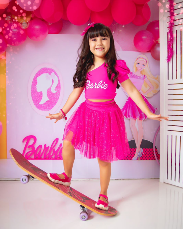 Conjunto Barbie,saia Barbie,blusa Barbie,conjunto infantil Barbie,look  Barbie,roupa da Barbie ,roupa da Barbie infantil,roupas de menina,roupa de