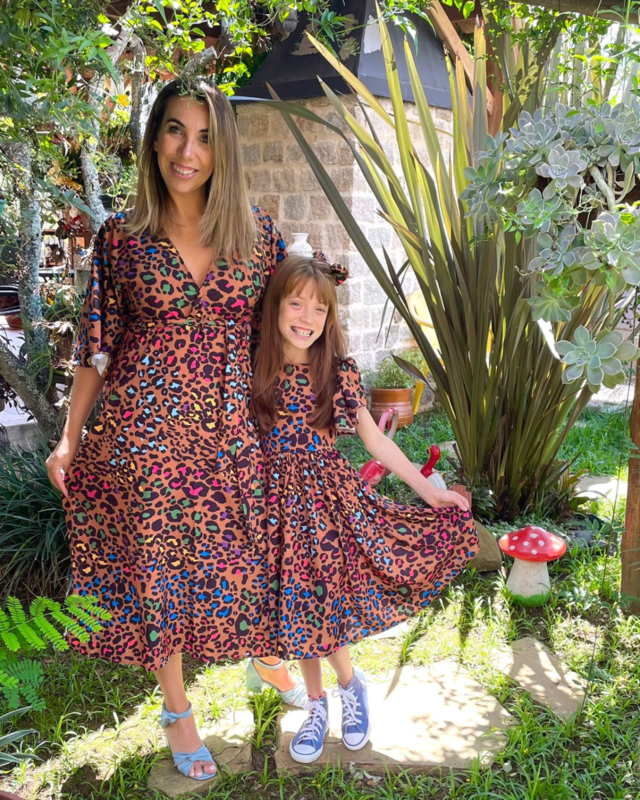 Vestido mae e filha estampado 2025