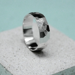 ANILLO FACETADO DE PLATA - comprar online