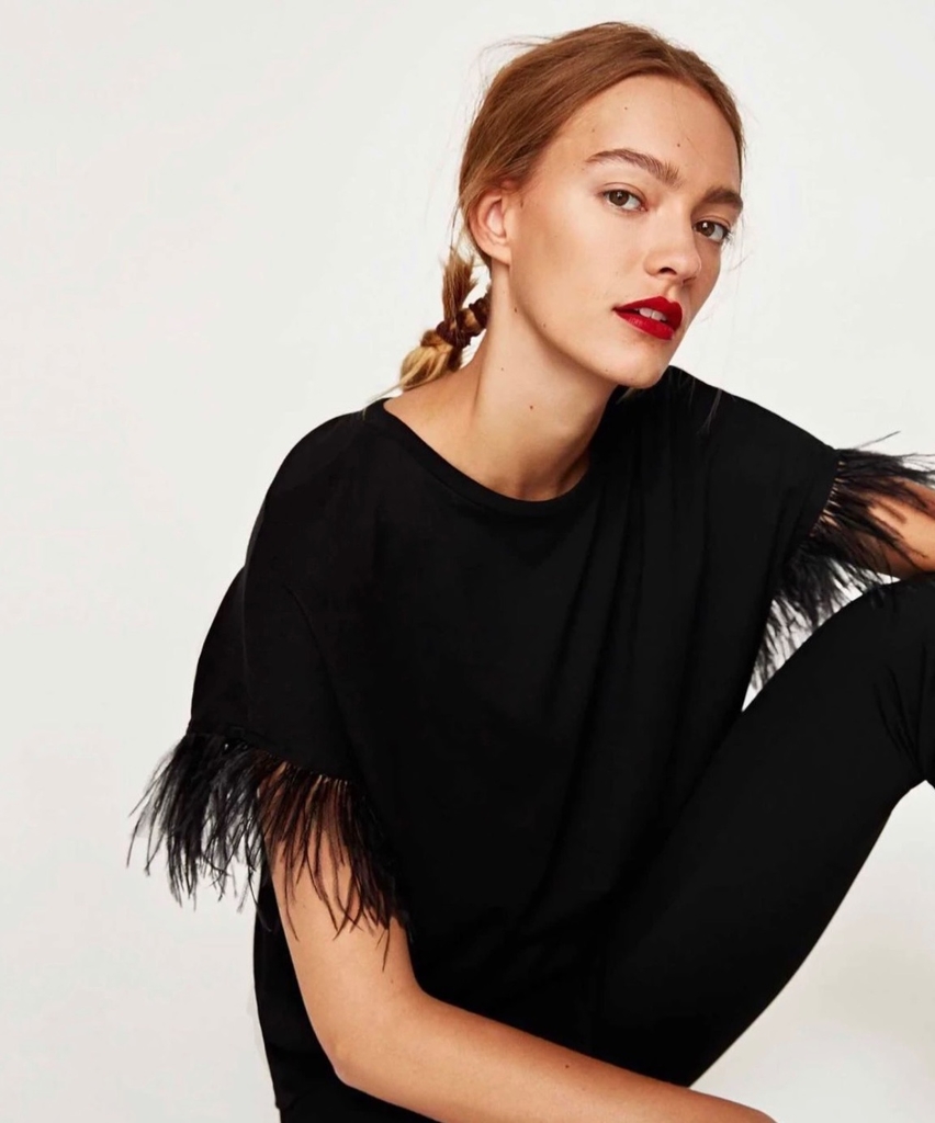 Blusa de plumas hot sale