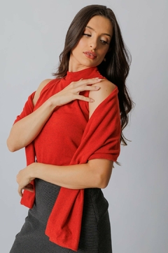 30748-BLUSA COM CACHECOL MALHA TRICOT RED PEPPEN na internet