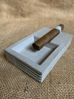 Cenicero Cemento. De Diseño Puros Cigarros. Nacional en internet