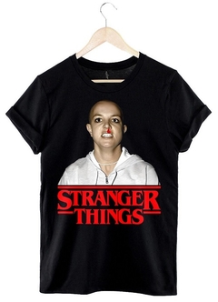 Remera Britney Stranger (negro)