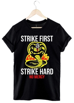 Remera Cobra Kai (Negro)