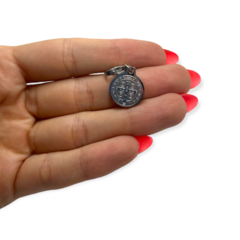 5451 Dije Medalla Reversible San Benito (15 mm) Acero Quirúrgico en internet