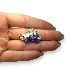 6081-LI Dije Elefante con Piedra Violeta (30x15 mm) Acero Blanco - comprar online