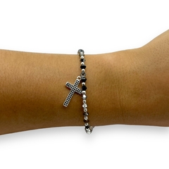 SWA Pulsera Piedras Degrade de Negros y Grises con Dije Cruz Plata Italiana - comprar online