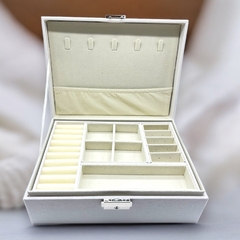 Estuche Premium Grande (23 x 19 cm) - Cuerina Blanca (X1 Unidad) - comprar online