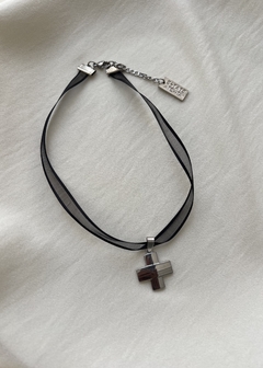 Essential Cross Gotic Choker