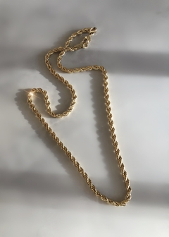 Cadena gold Twisted en internet