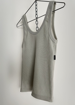 Musculosa Basic Larga en internet