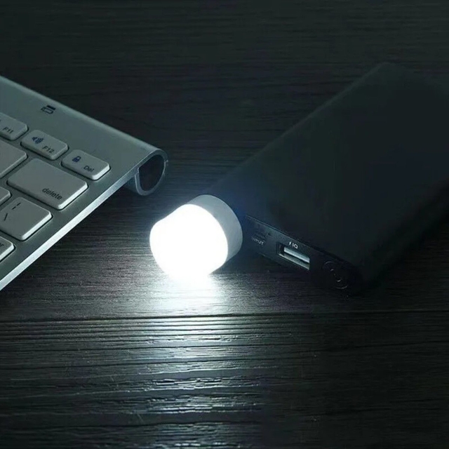 Mini Luz Led Lampara Para Notebook Cargador Usb Linterna