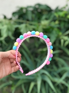 Tiara pompom