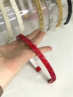 Tiara vermelho strass