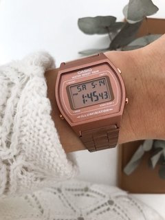 CASIO RETRO ROSE