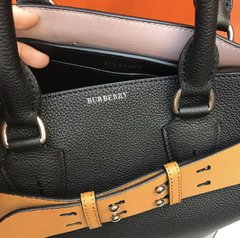 Burberry - comprar online