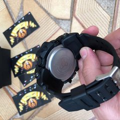 G-shock preto/vermelho na internet