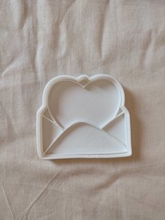 Sobre con corazón de 10x9cm