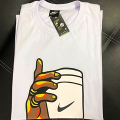 Camiseta Nike Double Cup na internet