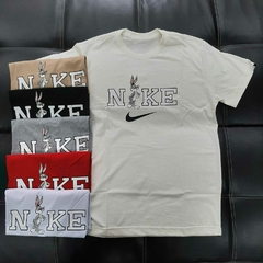 Camiseta Nike Pernalonga