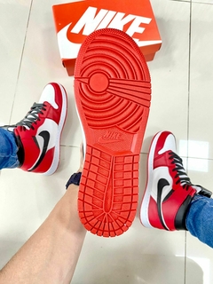 Nike Air Jordan 1 Branco/Vermelho - Tenis Mogi