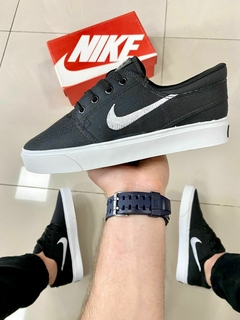 Nike Janoski preto/branco