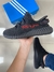 Yeezy Boost preto/vermelho