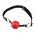 Mordaza de cuero con pelota roja con orificios para respiración en internet