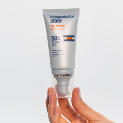 Isdin Fotoprotector Dry Touch Gel Crema SPF50+ 50ml - comprar online