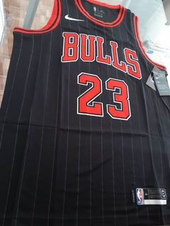 Musculosa Basquet Chicago Bulls Retro MATCH Negra Jordan #23 Estampado - Roda Indumentaria