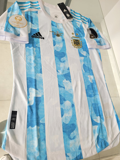 Camiseta adidas Argentina Titular 2021 2022 HeatRdy Match Parches Copa America + Matchday Final vs Brasil en internet