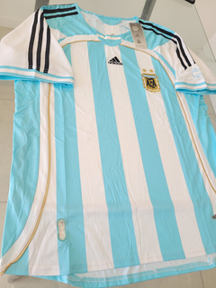 Camiseta adidas Retro Argentina Titular 2006 en internet