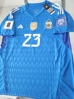 Camiseta adidas Argentina Arquero Azul Dibu Martinez 23 2022 2023 3 Estrellas Parche Campeon Qatar - comprar online