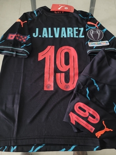 Kit Niño Camiseta + Short Manchester City Suplente Negro Julian Alvarez 19 2023 2024