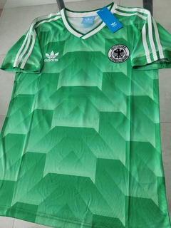 Camiseta adidas Alemania Retro Suplente Verde Matthaus 10 1990 en internet