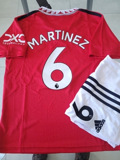 Kit Niño Camiseta + Short Manchester United Titular Lisandro Martinez #6 2022 2023