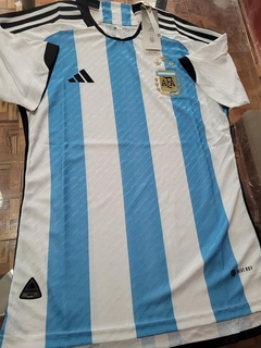 Camiseta adidas Argentina Titular 2022 2023 HeatRdy Match 3 Estrellas en internet