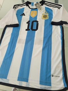 Camiseta adidas Argentina Titular Messi 10 2022 2023 3 Estrellas Parche Campeon Qatar - comprar online