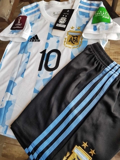 Kit Niño Camiseta + Short adidas Argentina Titular Messi #10 2021 2022 en internet