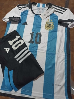 Kit Niño Camiseta + Short Argentina Titular Messi #10 2022 2023 - comprar online