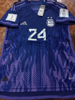 Camiseta adidas Argentina HeatRdy Suplente Violeta Enzo Fernandez 24 2022 2023 Parches Qatar - comprar online