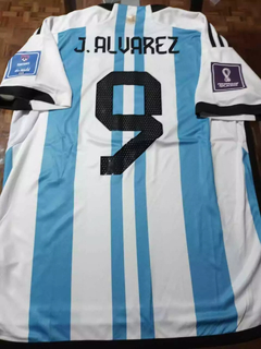 Camiseta adidas Argentina Titular Julian Alvarez 9 2022 2023 Parches Qatar - Roda Indumentaria