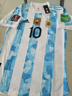 Camiseta adidas Argentina Titular Messi 10 2021 2022 HeatRdy Match Parches Campeon - comprar online