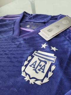 Camiseta Argentina HeatRdy Violeta 2022 #OUTLET ~ Talle M - tienda online