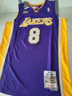 Musculosa Los Angeles Lakers Violeta Kobe Bryant 8 en internet