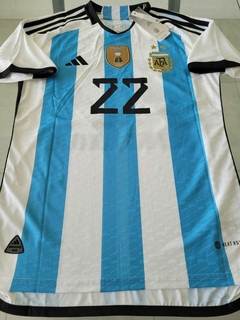 Camiseta adidas Argentina HeatRdy Titular Lautaro Martinez 22 2022 2023 Parche Campeon Match